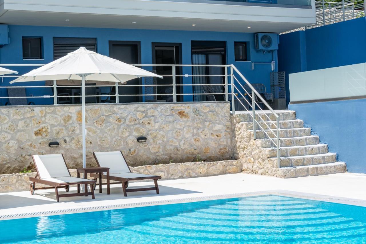 Anelia'S And Lydia'S Design Apartments Swimming Pool Никиана Екстериор снимка
